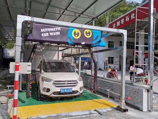 小章魚CL-3600雙臂無接觸洗車機